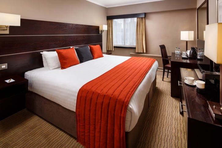 Mercure-Glasgow-City-Hotel-Privilege-Double-01-lr-260918-me