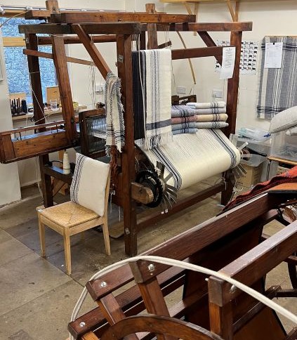 Loom and warping mill